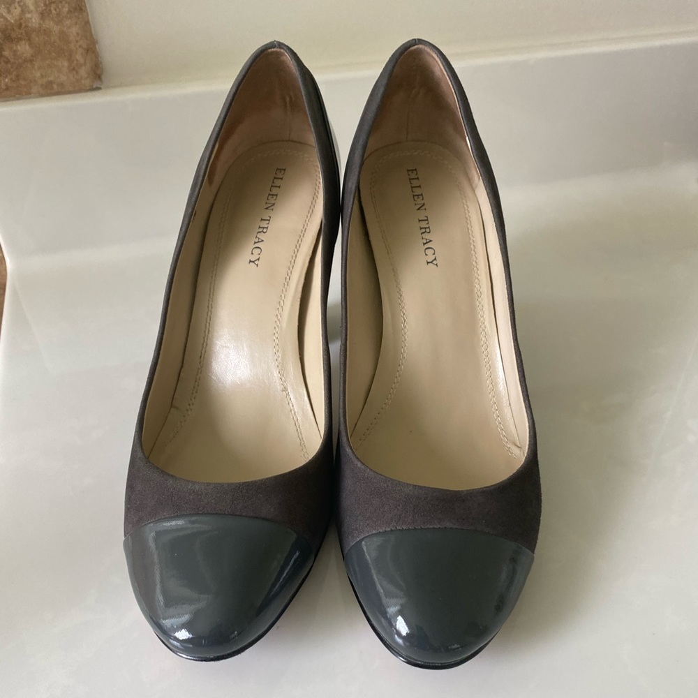 Gray Heels